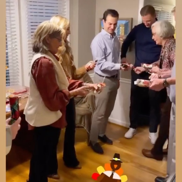 HO HO HO! HandCrafted Single Christmas Party Favors SNAPS Hat Gifts, Sweet Treat - Picture 6 of 8